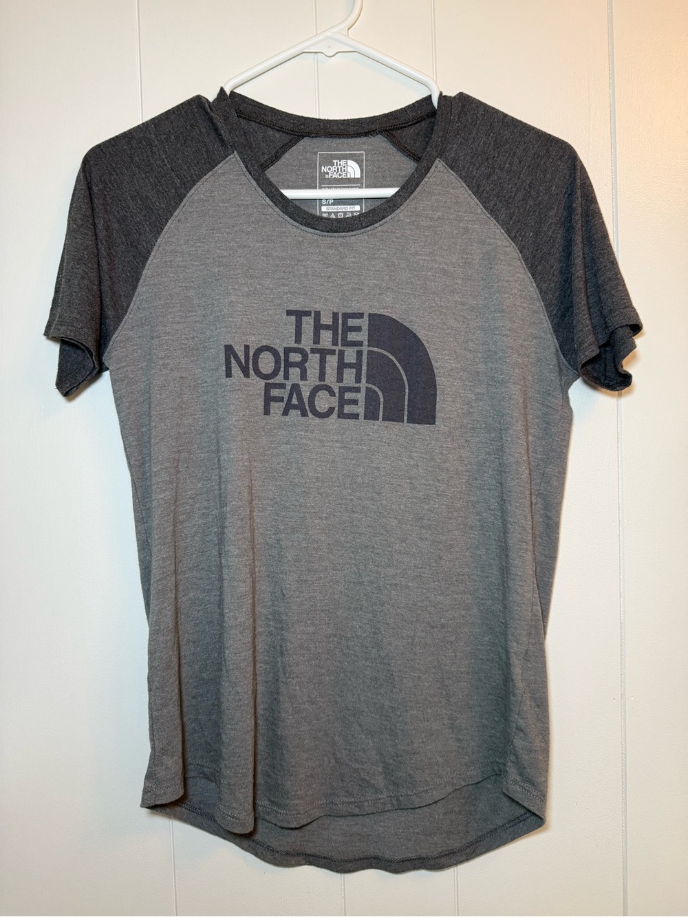 The North Face Womanβs Small Gray Short Sleeve Raglan Logo Tee